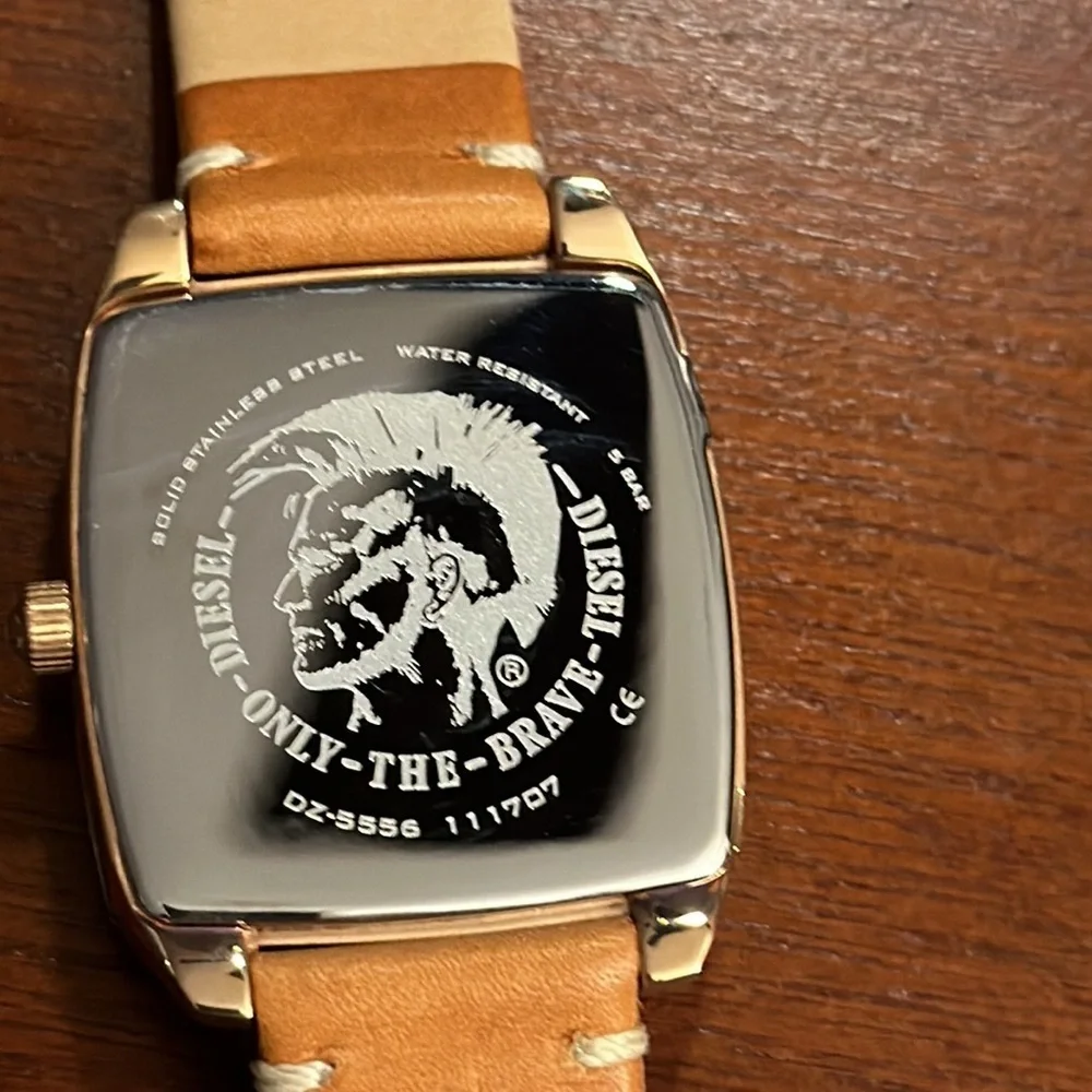 NWOT Diesel “Becky” rose gold women’s watch 32mm square face